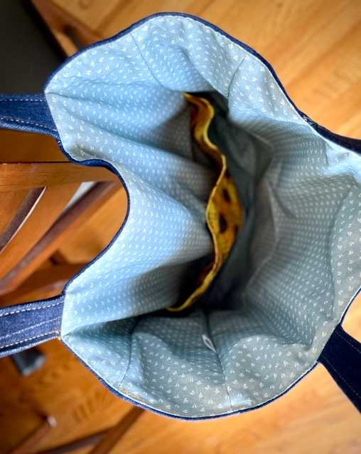 Hand made upcycled Upcycled Denim Ukrainian Themed Tote Bag - No. 47 - 5