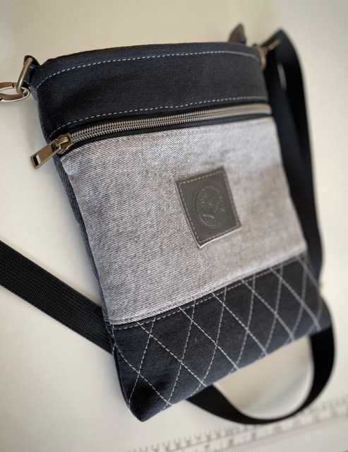 Hand made upcycled Handmade Upcycled Denim Crossbody Bag – One-of-a-Kind Sustainable Shoulder Bag No. 15 - 4